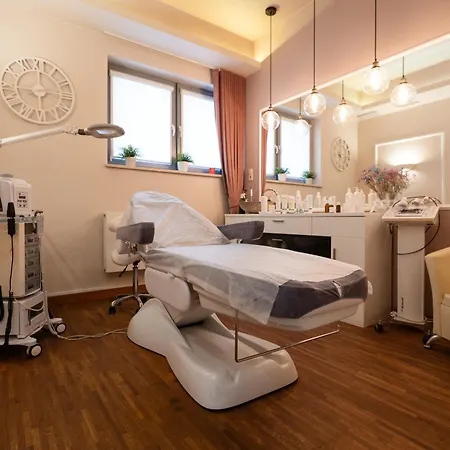 Atena Wedding, Business & Otel Ciechanów
