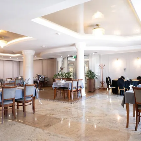 Atena Wedding, Business & Ξενοδοχείο