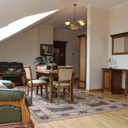 ホテル Atena Wedding, Business & Ciechanów