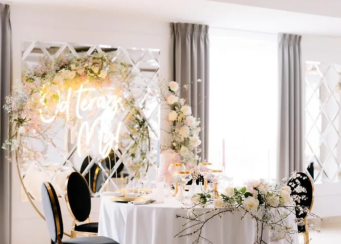 Atena Wedding, Business & Hotel